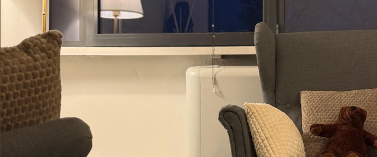 Spokojna rozmowa w gabinecie psychologicznym